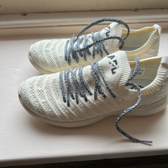 APL Shoes - NWOT APL Techloom Wave Sneakers